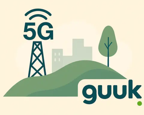 Antena 5G sobre colinas verdes con edificios al fondo y el logo original de Guuk en la esquina inferior derecha.